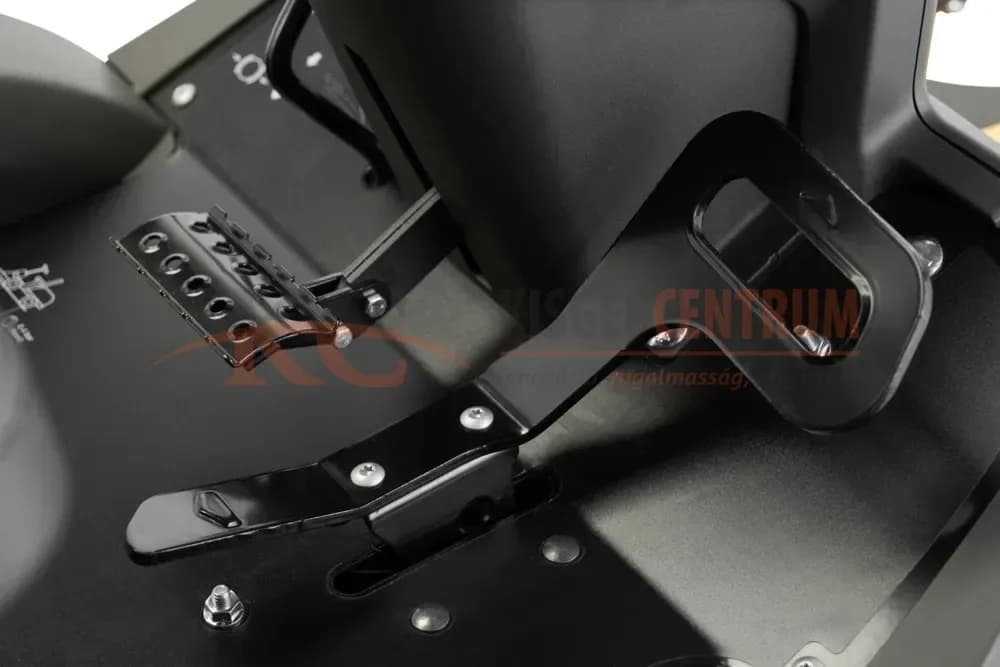 STIGA frontkaszás fűnyíró traktor PARK SPECIAL Honda-GCV 530 4WD (Vágóasztal nélkül) — 8. fotó
